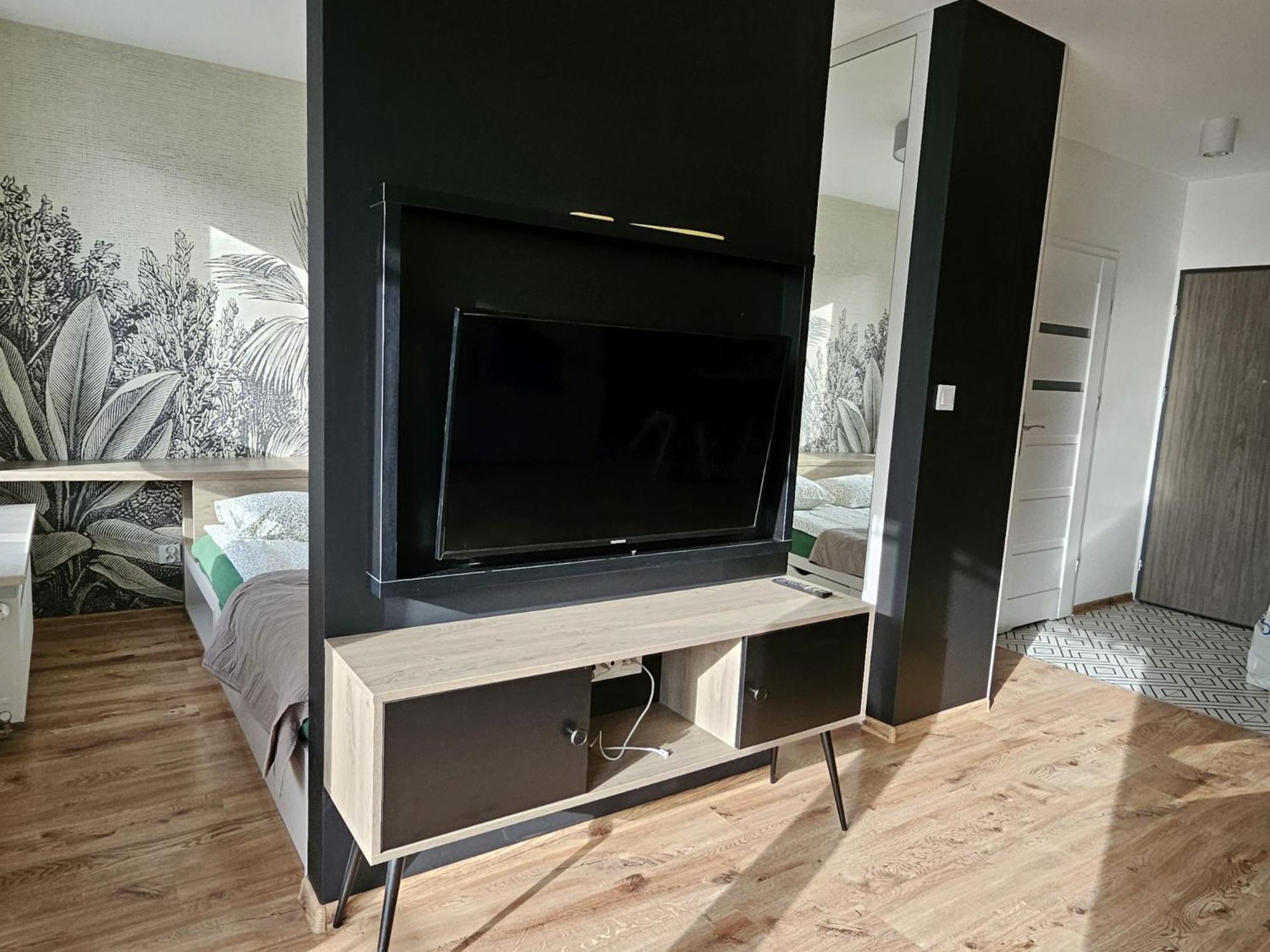 Urban Jungle Apartament Wenus Белосток Экстерьер фото